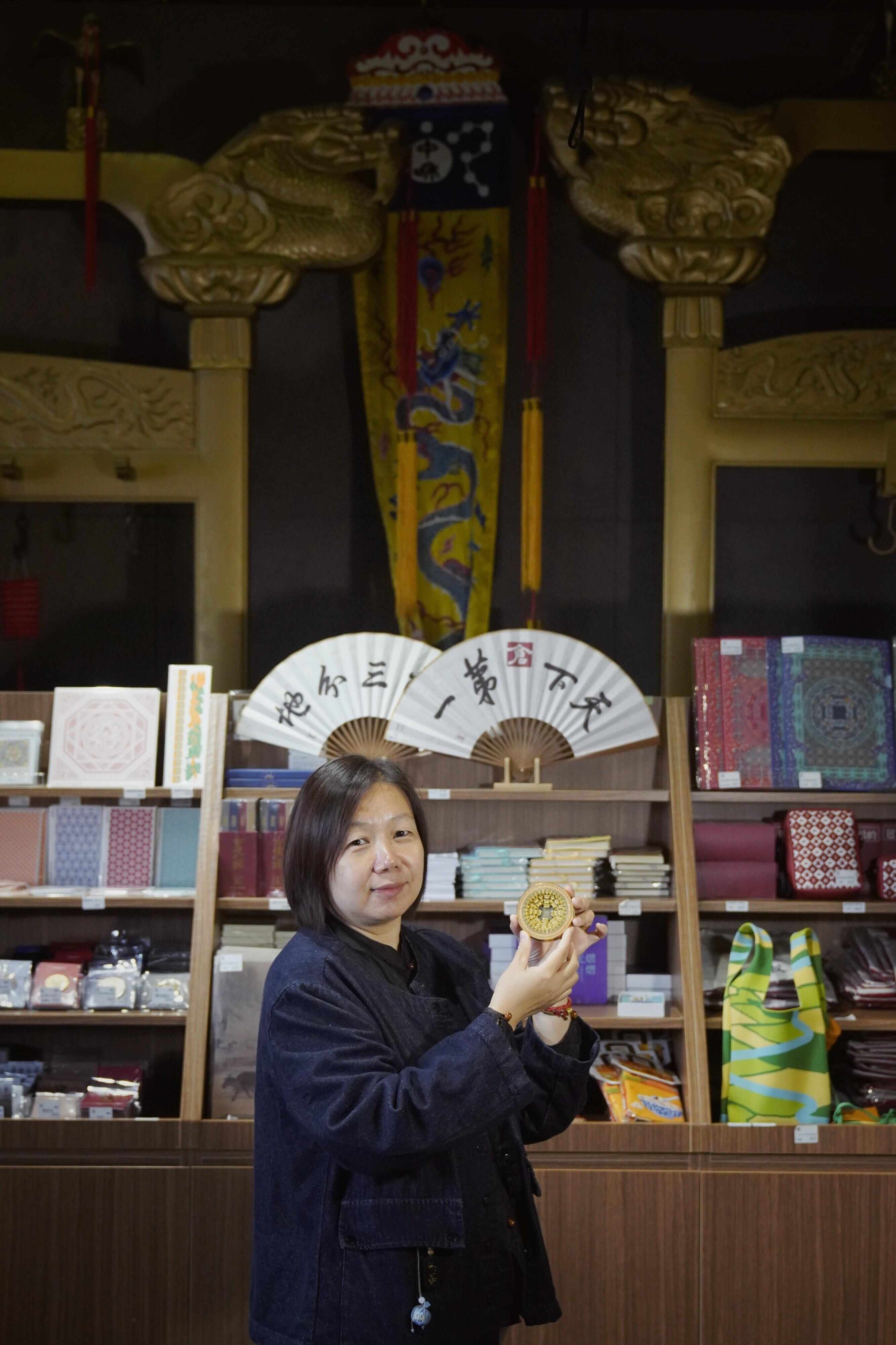 ：天宫藻井冰箱贴走红背后瓦力游戏攒于掌心的文物史(图1)